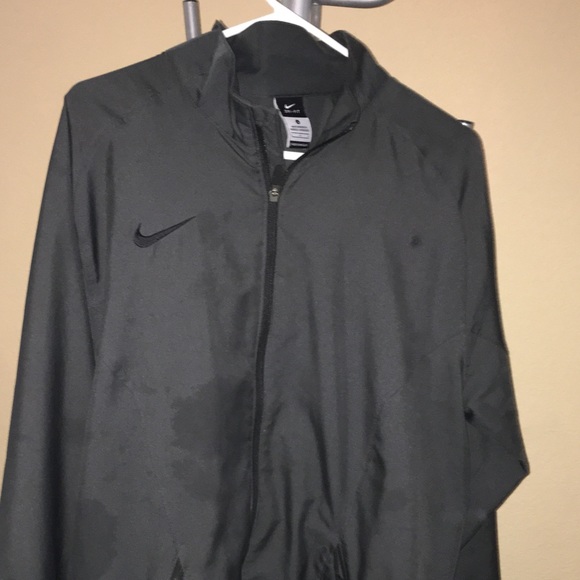 Nike Dri-Fit Jacket - Picture 6 of 6